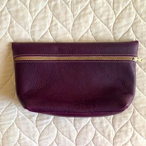 UNICORN HTF PORTLAND LEATHER XL MAKEUP BAG PLUM PURPLE!!!
